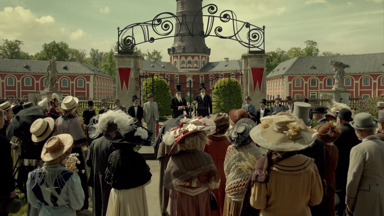 2012 Twix: Ideologies - vendor: Eight VFX - director: Craig Gillespie